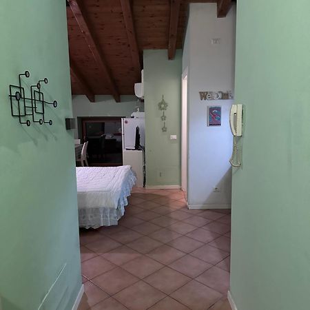 Garibaldi 4 Loft Apartman Brescia megye Kültér fotó